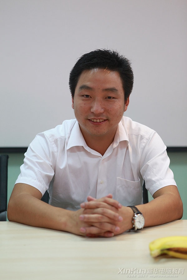 生活特別爽朗的劉亮
